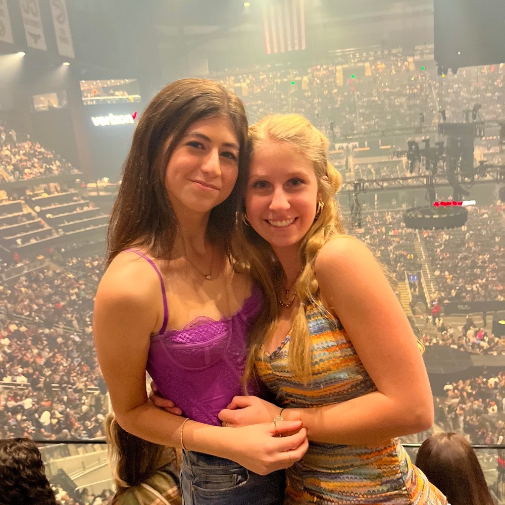 Meet your Posher, Giulia